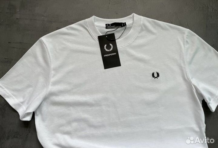 Футболка fred perry белая