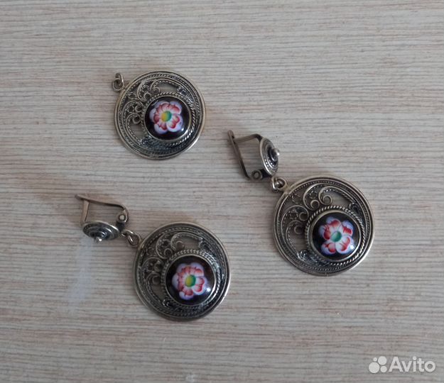 Комплект серьги и подвеска