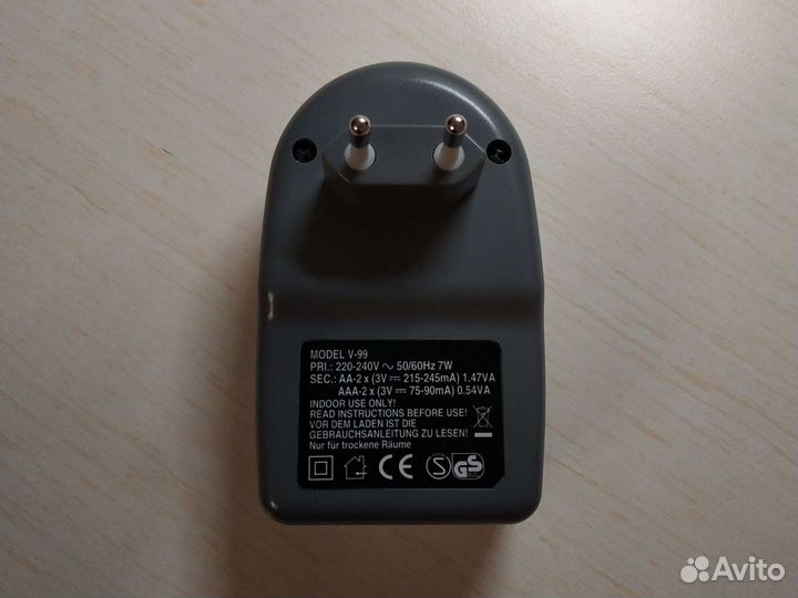 Зарядное устройство для аа и ааа с 2 акк батареями