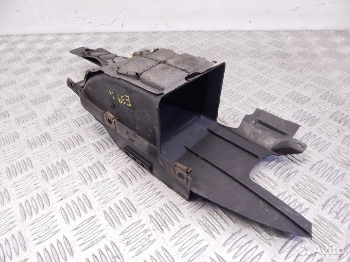 Воздуховод пластмассовый BMW E39