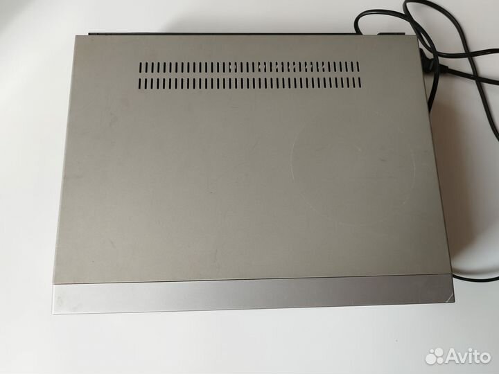 Видеомагнитофон shivaki