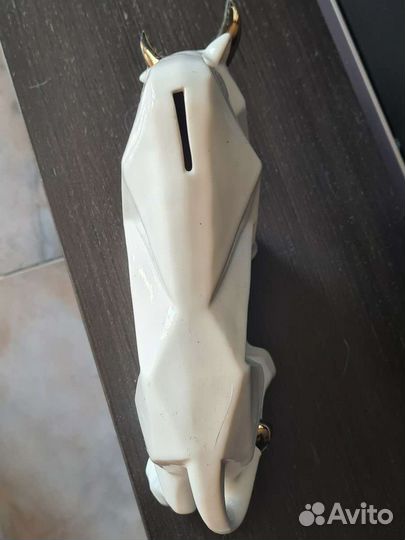 Фарфоровые статуэтки