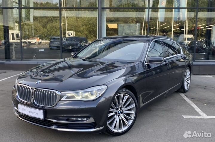В разборе BMW 7 серия G11/G12