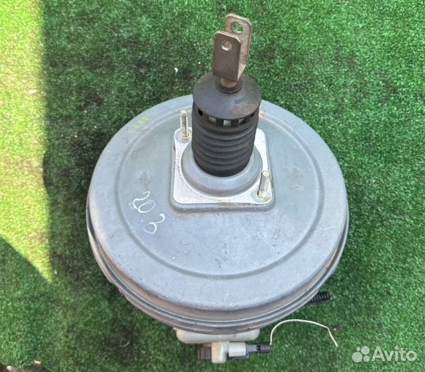 Вакуумный усилитель тормозов Opel Vivaro 2001