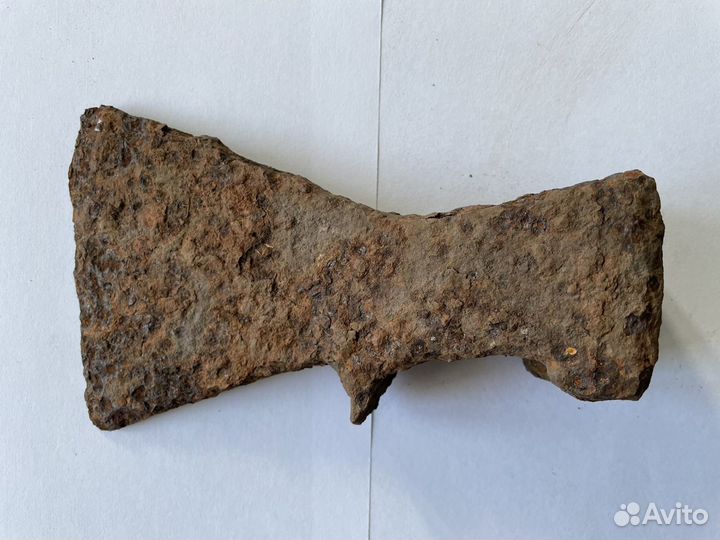 Топор старинный