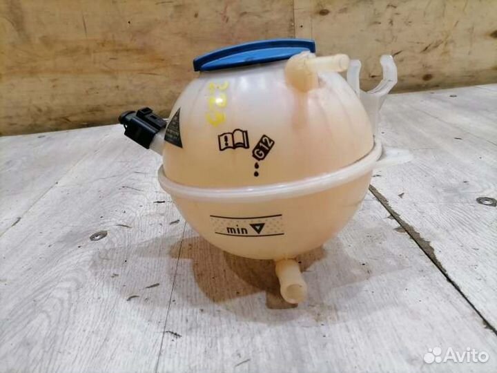 Бачок расширительный Vw Passat B6 2005-2011