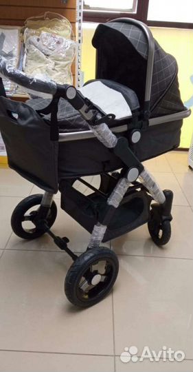Новая Коляска 3 в 1