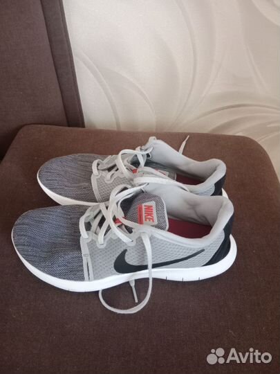 Кроссовки 41