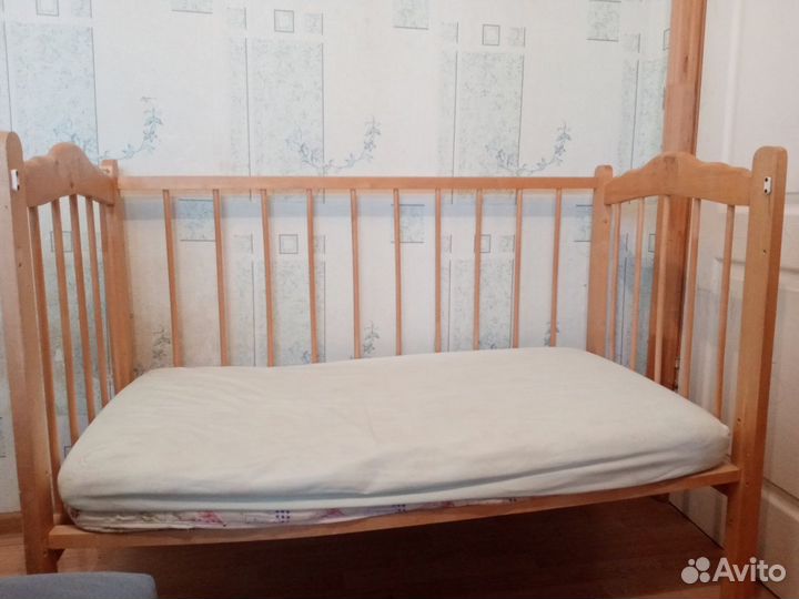 Кроватка детская