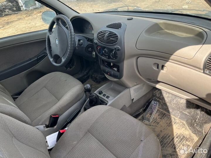 В разборе LADA Kalina/Лада Калина/Ваз 1118