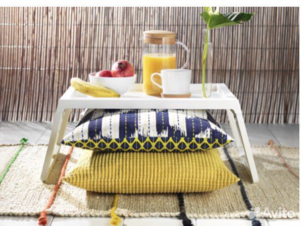 Поднос на ножках IKEA, белый