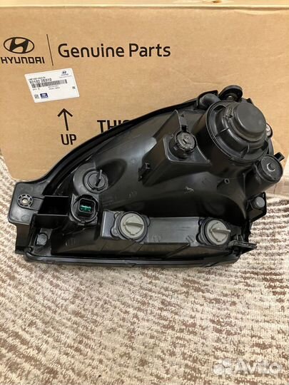 Фара Hyundai Tucson JM
