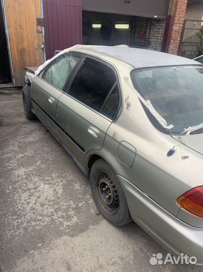 Хонда в разбор