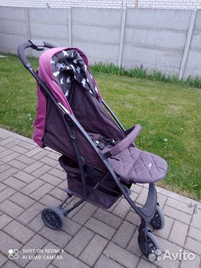 Прогулочная коляска