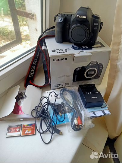 Фотоаппарат canon 5d mark ii как новый
