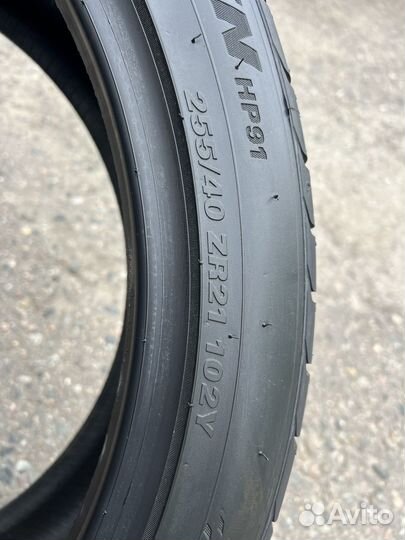 Kumho Crugen HP91 255/40 R21 102Y