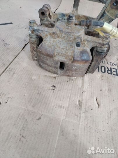 Ступица Nissan X-trail DNT31 (Переднее Левое)