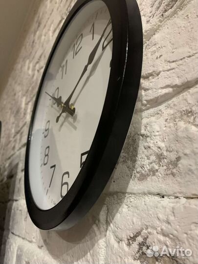 Часы настенные новые