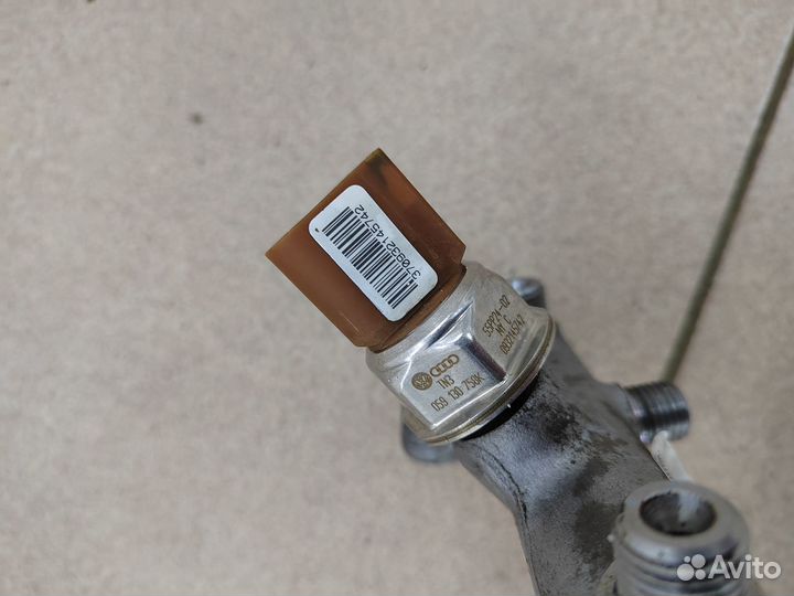 Рампа топливная L VAG 059130089AH 3.0TDI