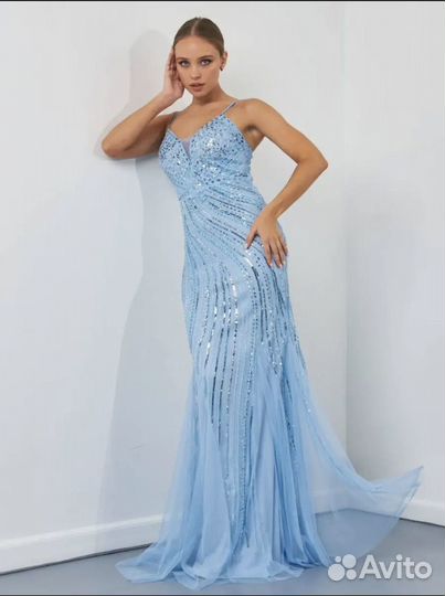 Вечернее платье