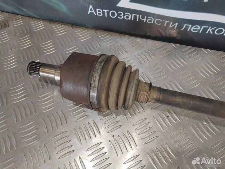 Привод левый LADA Priora 1.6