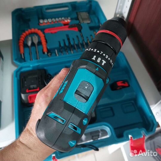 Аккумуляторная дрель шуруповерт makita