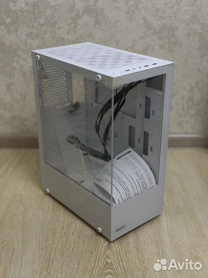 Игровой корпус для пк белый