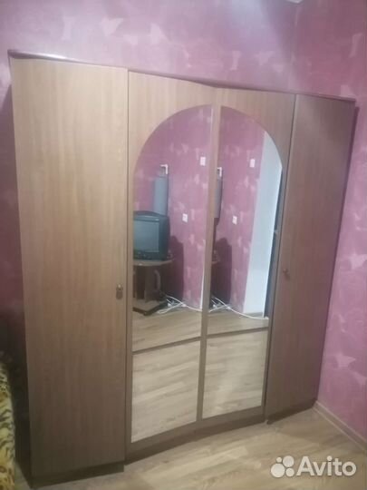 Спальный гарнитур