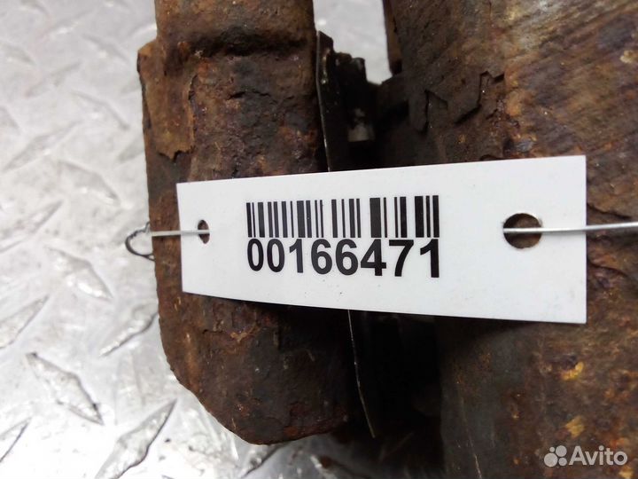 Суппорт передний правый Honda Ridgeline 1