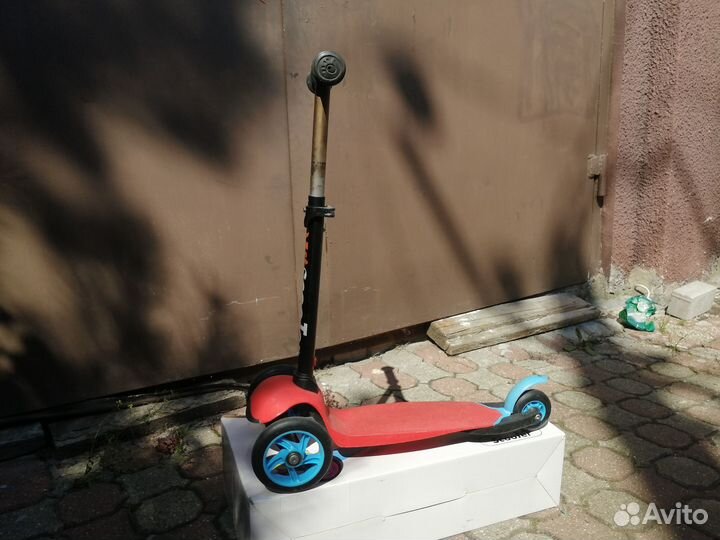 Самокат детский трехколесный