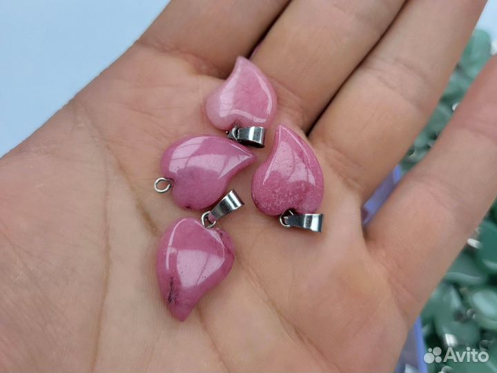 Кулоны из камня Сердечко