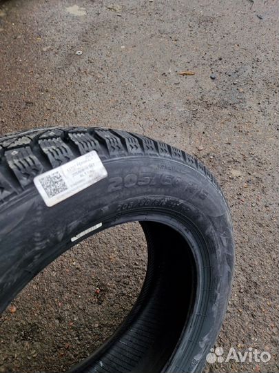 Pirelli Formula Ice 205/60 R16 96T