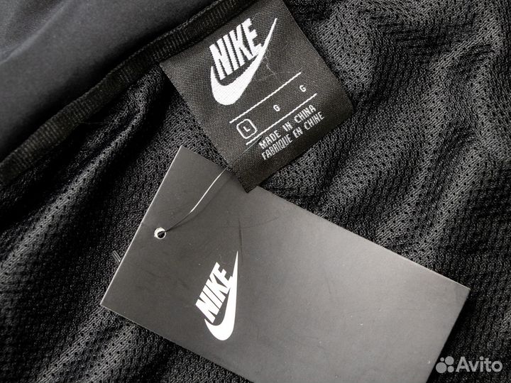 Куртка Nike Big Swoosh