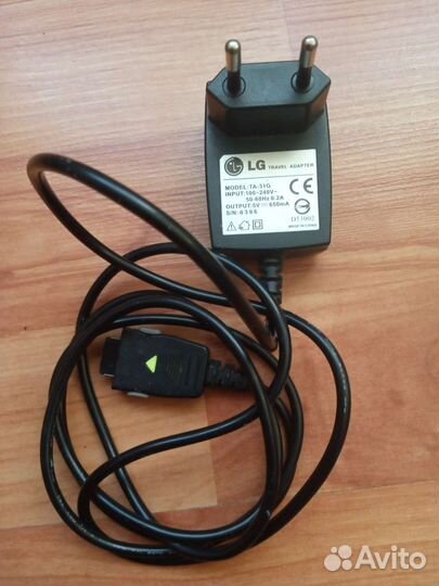 Зарядные устройства телефонов Samsung, LG, Sony