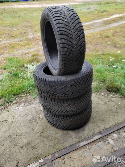Nokian Tyres Hakkapeliitta 10p 225/50 R17