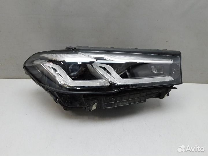 Фара правая BMW 5-Series/M5