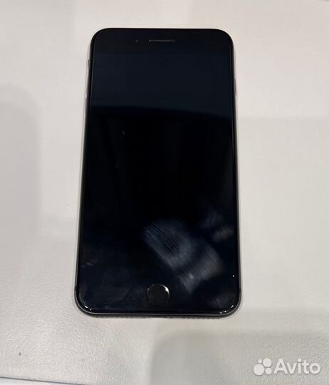 iPhone 8 plus 64gb