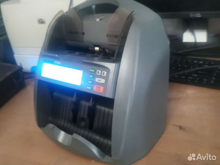 Машина для счета денег