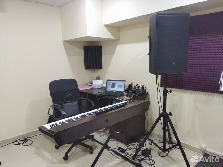 Требуется преподаватель вокала, гитары, фортепиано