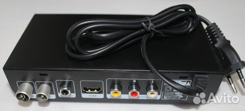 Цифровая телевизионная приставка TOP BOX AM-02