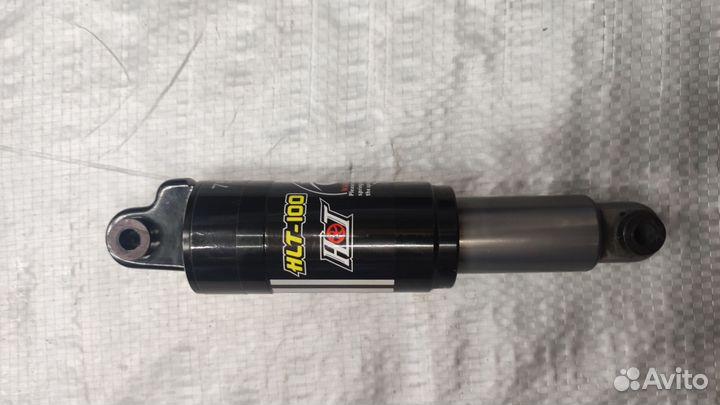 Задний амортизатор на Syccyba Impulse