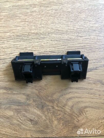 Крепление крышки бензобака бмв е34 е32