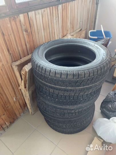 Bridgestone Blizzak VRX 205/55 R16 91S