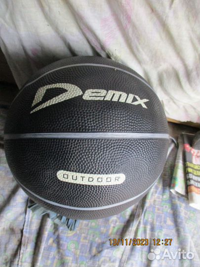 Спорт. инвентарь - Мяч, гантели и др