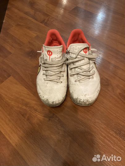 Футбольные бутсы nike tiempo