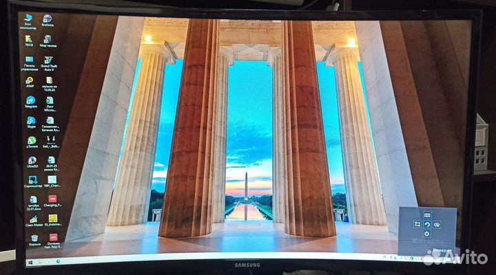 Изогнутый монитор Samsung 27