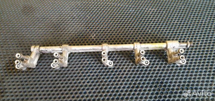 Рейка топливная (рампа) Vw Touareg 7L