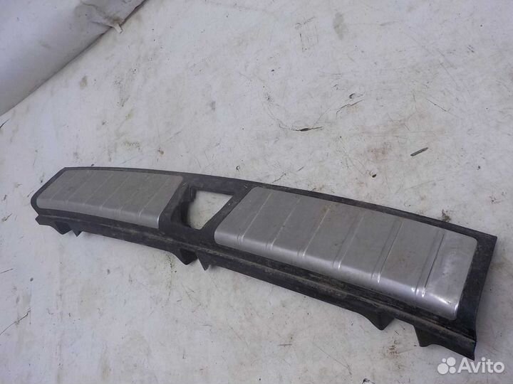 Накладка задней панели geely coolray