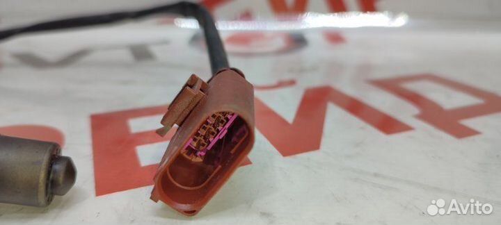 Датчик кислородный верхний Volkswagen Tiguan 5N2