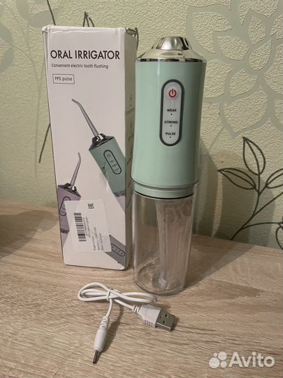 Новый ирригатор Oral портативный